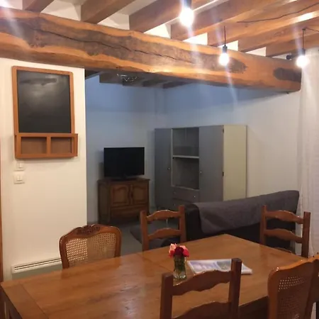 Дом отдыха Moulin De La Chamblon En Pleine Nature Parmi Les Chevaux Proche Chateau Thierry